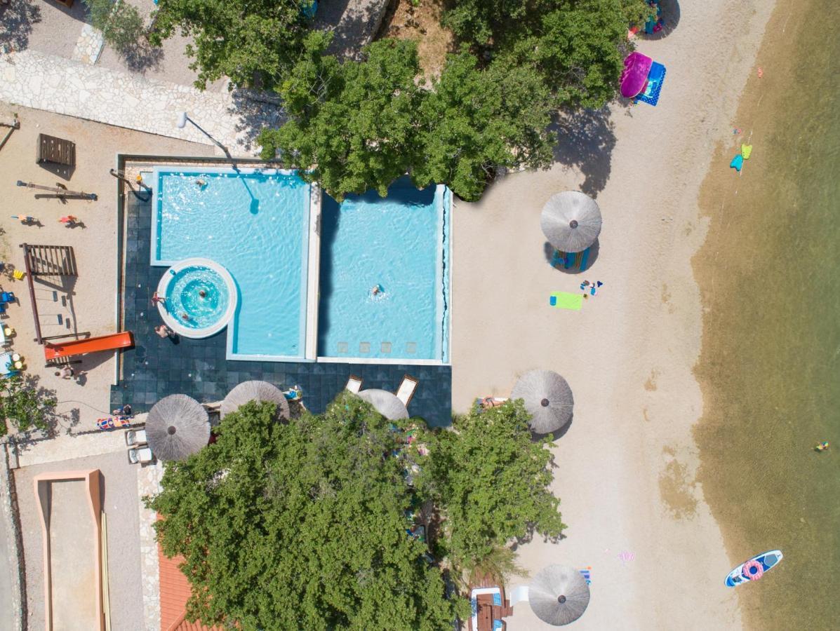 Luxuszelt Fisherman's Glamping Village 4*